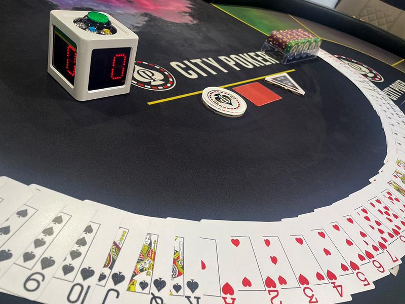 牌型大小背熟就行？实战中你其实在比“第二张牌”